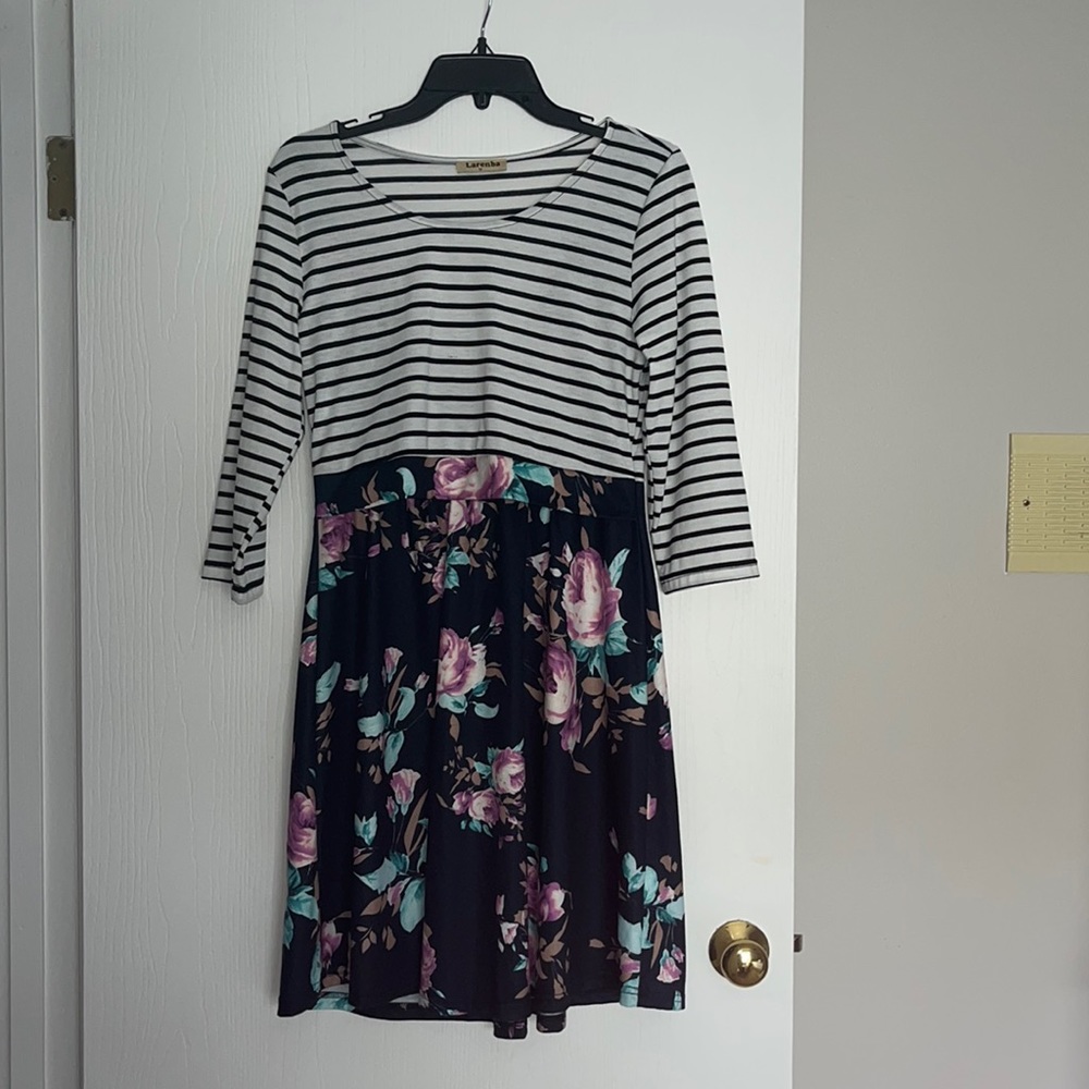 Breastfeeding dress